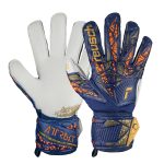 Reusch Attrakt Grip